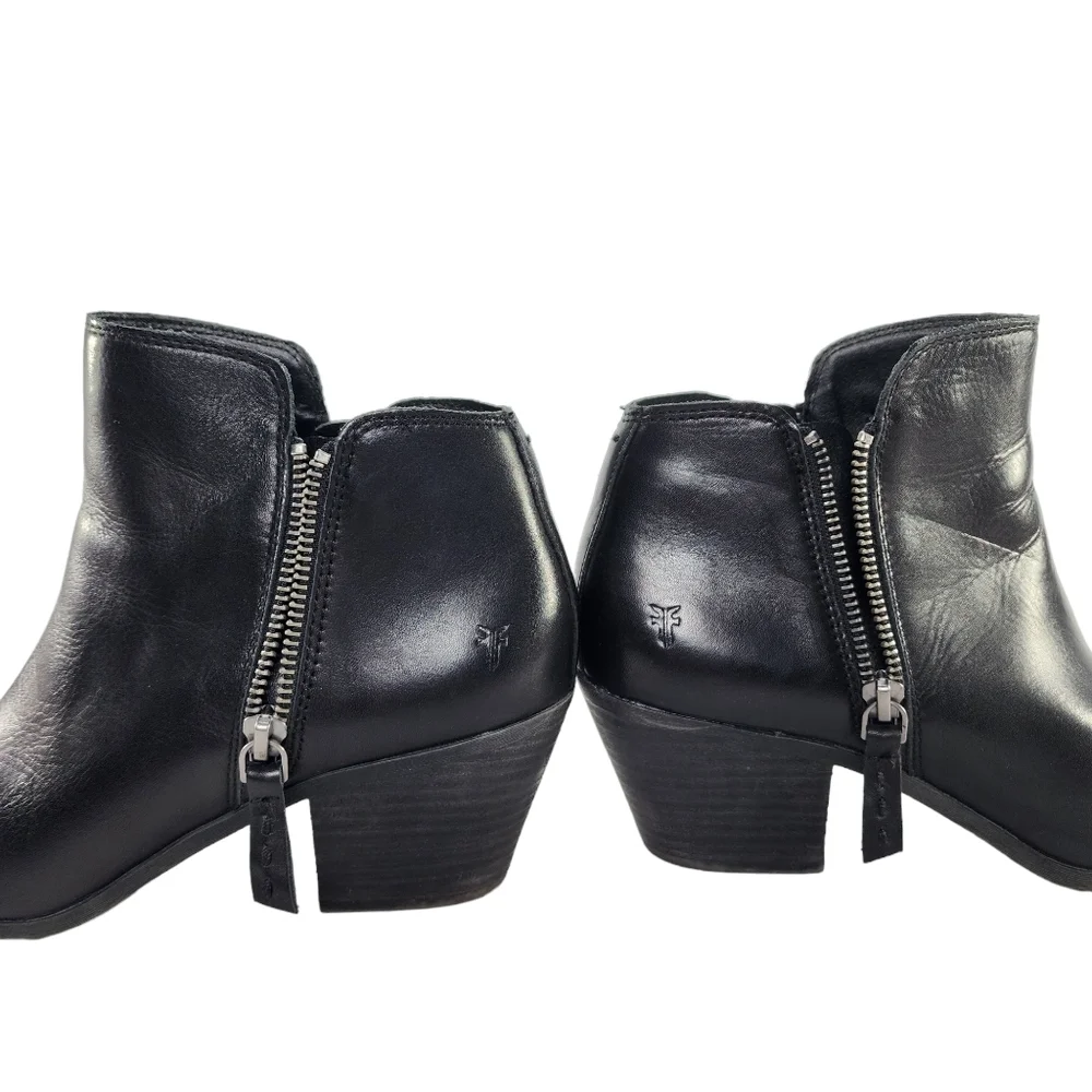 Frye Judith Booties, Black Leather, 8.5 - Picture 8 of 12